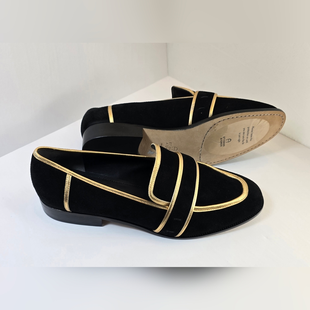 Etienne Aigner Elle  Black and Gold Flats size 11
